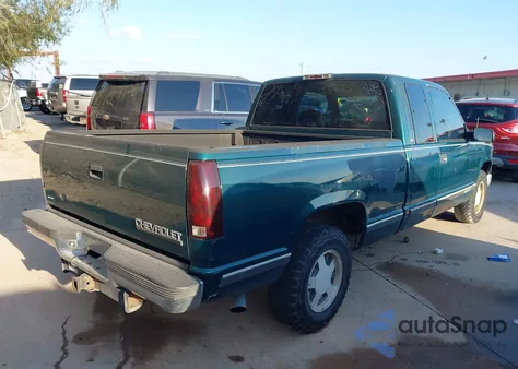 1998 Chevrolet C1500 Fleetside из США, поврежденный, VIN 2GCEC19R3W1206821